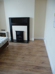 Bedroom 1 - 10 Milton Terrace