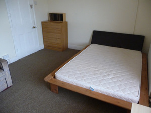  Bedroom 3 - 10 Milton Terrace